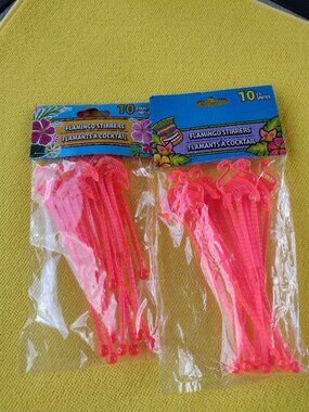 New Sealed Plastic Flamingo Drink Stirrers